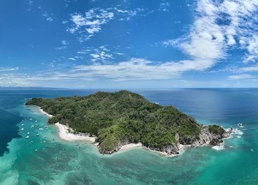 Isla Tortuga tour